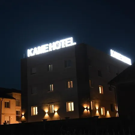 Hotel Kame Belgrade,贝尔格莱德凯美酒店 4*