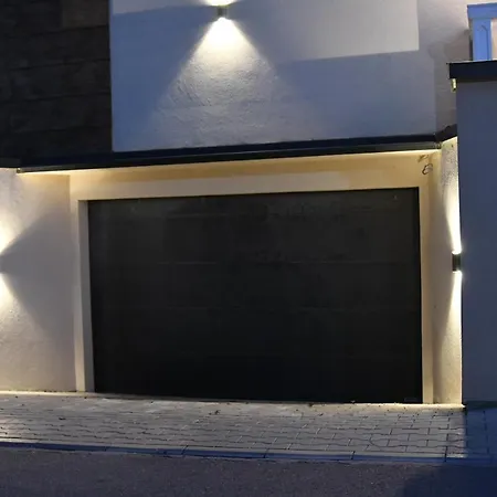 Kame Belgrade,贝尔格莱德凯美酒店 Otel 4*