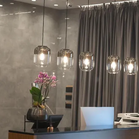 Kame Belgrade,贝尔格莱德凯美酒店 Hotel 4*